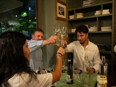 02th April 2025 <br> Inside wine